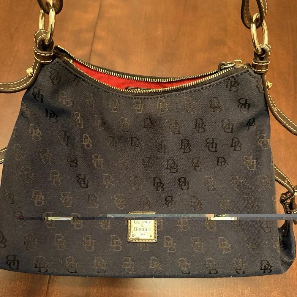 Dooney & Bourke East West Slouch Shoulder Bag Purse Black Medium Signature vtg